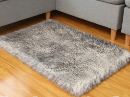 Guido Maria Tiana Lux, melns